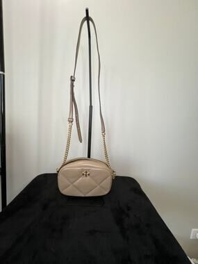 Tory Burch Kira Diamond Quilt Camera Bag Taupe Oak Leather Crossbody